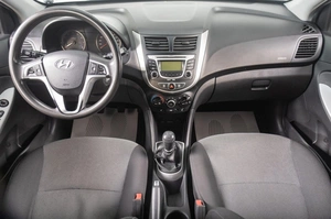 Хетчбэк Hyundai Solaris 2011 года, 689000 рублей, Томск