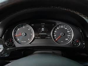 Внедорожник Volkswagen Touareg 2015 года, 2998000 рублей, Тверь