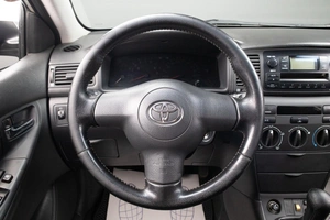 Хетчбэк Toyota Corolla 2006 года, 649000 рублей, Оренбург