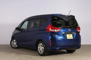 Минивэн Honda Freed 2018 года, 1699000 рублей, Новосибирск