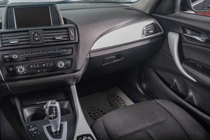 Хетчбэк BMW 1 серия 2013 года, 1029000 рублей, Томск