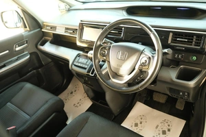 Минивэн Honda Stepwgn Spada 2018 года, 2289000 рублей, Омск