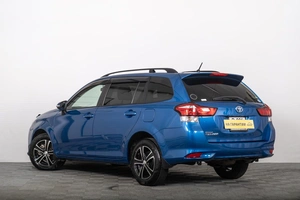 Универсал Toyota Corolla Fielder 2019 года, 1629000 рублей, Томск
