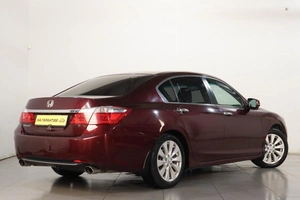 Седан Honda Accord 2013 года, 1289000 рублей, Челябинск