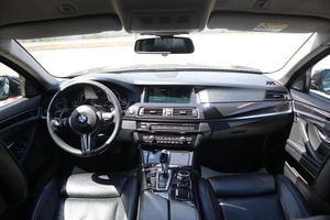 Седан BMW 5 серии 2014 года, 3300000 рублей, Мирное