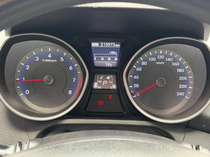 Хетчбэк Hyundai i30 2015 года, 880000 рублей, Ижевск