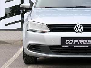 Седан Volkswagen Jetta 2011 года, 899000 рублей, Волгоград