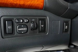 Седан Toyota Avensis 2007 года, 999000 рублей, Тюмень