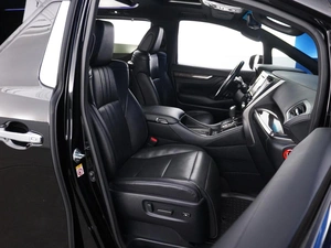 Минивэн Toyota Alphard 2019 года, 4885000 рублей, Москва