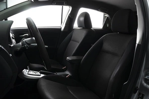 Седан Toyota Corolla 2012 года, 1170000 рублей, Омск