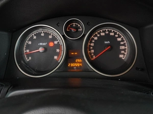 Седан Opel Astra 2008 года, 499000 рублей, Воронеж