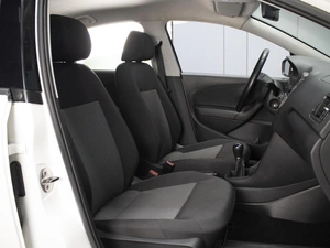 Седан Volkswagen Polo 2012 года, 640000 рублей, Омск
