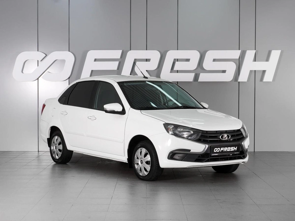 Седан ВАЗ (LADA) Granta 2019 года, 875000 рублей, Красный Пахарь