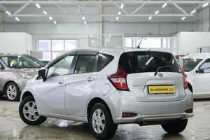 Хетчбэк Nissan Note 2018 года, 1299000 рублей, Омск