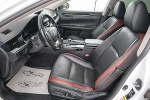 Седан Lexus ES 2015 года, 2099000 рублей, Красноярск