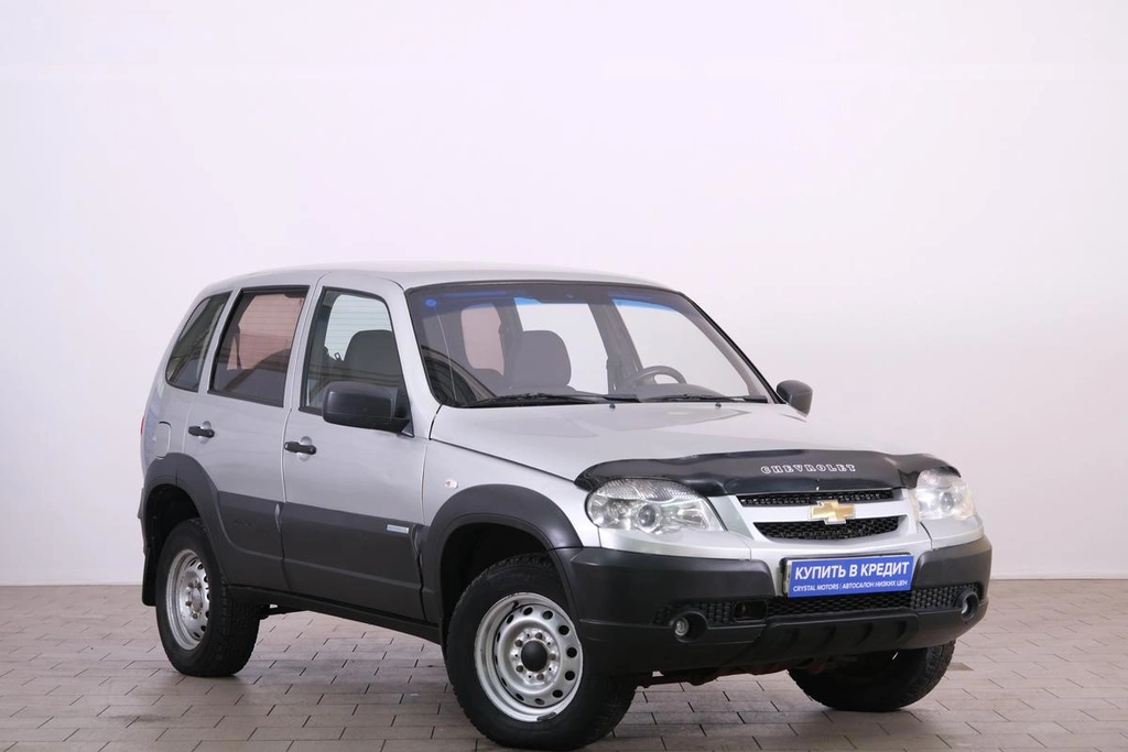 Внедорожник Chevrolet Niva 2012 года, 599000 рублей, Омск