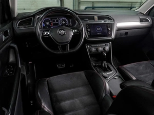 Внедорожник Volkswagen Tiguan 2019 года, 2299000 рублей, Воронеж