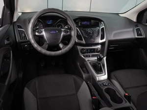 Хетчбэк Ford Focus 2011 года, 749000 рублей, Воронеж