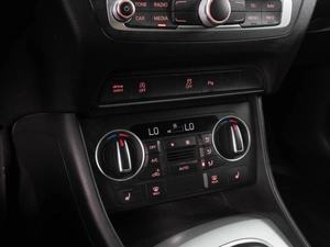 Внедорожник Audi Q3 2015 года, 2039000 рублей, Тюмень