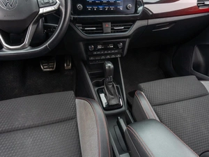 Лифтбек Volkswagen Polo 2021 года, 1619000 рублей, Саратов