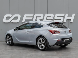 Хетчбэк Opel Astra GTC 2011 года, 740000 рублей, Краснодар
