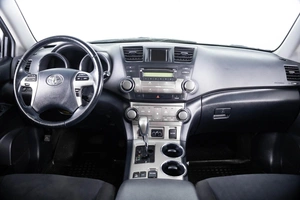 Внедорожник Toyota Highlander 2013 года, 1949000 рублей, Пермь