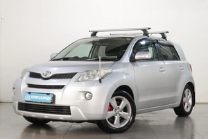 Хетчбэк Toyota Ist 2009 года, 849000 рублей, Челябинск