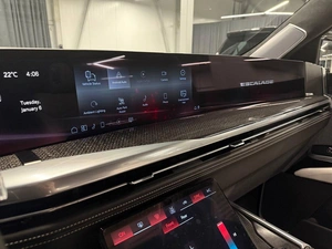 Внедорожник Cadillac Escalade-V 2025 года, 26800000 рублей, Павловская Слобода