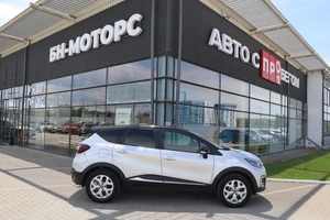 Внедорожник Renault Kaptur 2016 года, 1300000 рублей, Мирное