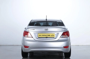 Седан Hyundai Solaris 2012 года, 749000 рублей, Челябинск