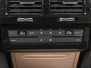 Внедорожник Volkswagen Touareg 2022 года, 6375000 рублей, Ставрополь
