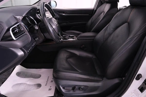 Седан Toyota Camry 2018 года, 3249000 рублей, Омск