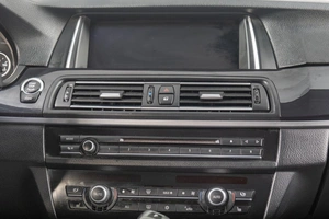 Седан BMW 5 серия 2011 года, 1899000 рублей, Томск