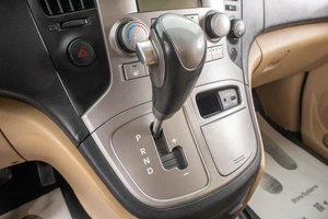 Минивэн Hyundai Grand Starex 2011 года, 1739000 рублей, Барнаул