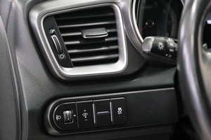 Хетчбэк Kia Ceed 2018 года, 1699000 рублей, Омск