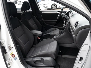 Хетчбэк Volkswagen Golf 2012 года, 1000000 рублей, Краснодар