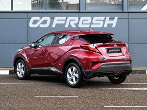 Внедорожник Toyota C-HR 2019 года, 2329000 рублей, Кирилловка