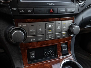Внедорожник Toyota Highlander 2010 года, 1929000 рублей, Краснодар