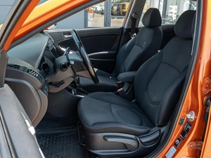 Хетчбэк Hyundai Solaris 2015 года, 1050000 рублей, Краснодар