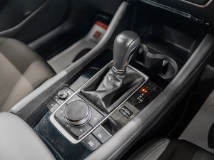 Хетчбэк Mazda 3 2021 года, 1910000 рублей, Красноярск