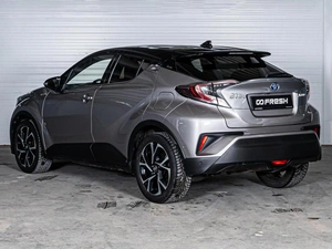 Внедорожник Toyota C-HR 2019 года, 2730000 рублей, Ставрополь