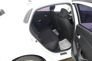 Седан Kia Rio 2013 года, 799000 рублей, Обнинск