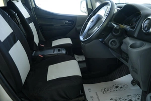 Минивэн Nissan NV200 2011 года, 1599000 рублей, Омск