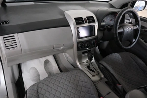 Седан Toyota Corolla Axio 2009 года, 859000 рублей, Омск