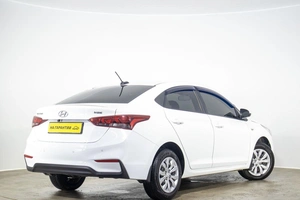 Седан Hyundai Solaris 2018 года, 1319000 рублей, Оренбург
