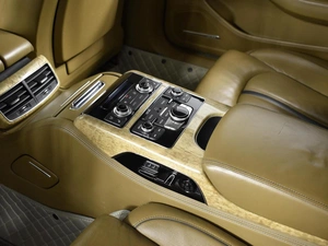 Седан Audi A8 2011 года, 1569900 рублей, Казань