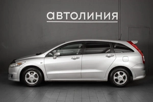 Минивэн Honda Stream 2009 года, 949000 рублей, Красноярск