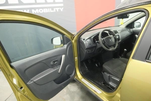 Хэтчбек Renault Sandero 2016 года, 950000 рублей, Курск