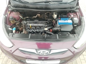 Седан Hyundai Solaris 2012 года, 640000 рублей, Клинцы