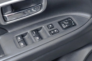 Внедорожник Mitsubishi Outlander 2016 года, 2049000 рублей, Челябинск